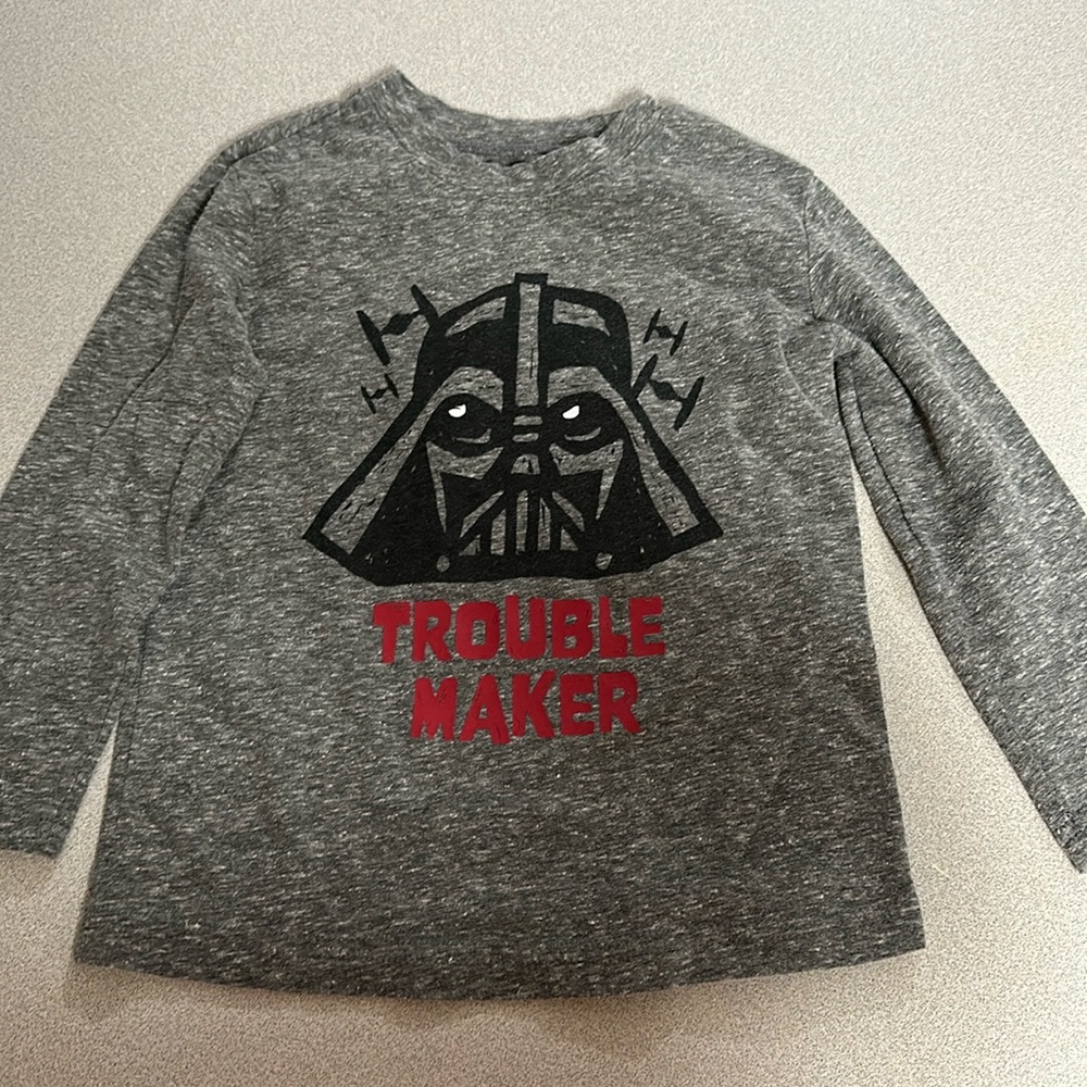 Long sleeve darth Vader